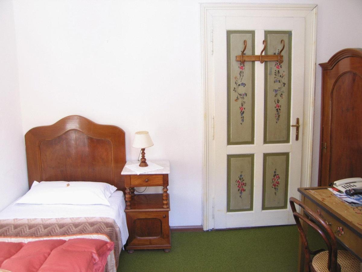 Hotel Baur Am See Dobbiaco Phòng bức ảnh