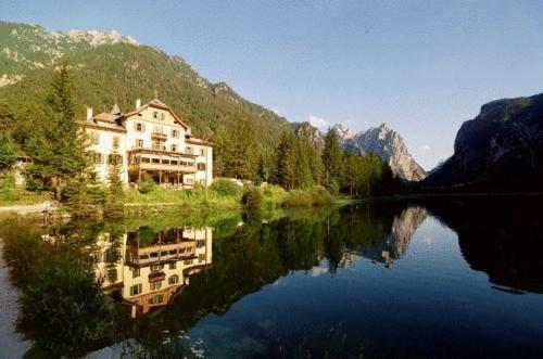 Hotel Baur Am See Dobbiaco Ngoại thất bức ảnh